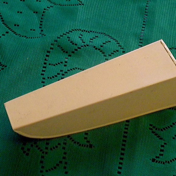 Vintage Tin Scoop Oblong shape tan  7 inches Long - Picture 6 of 6